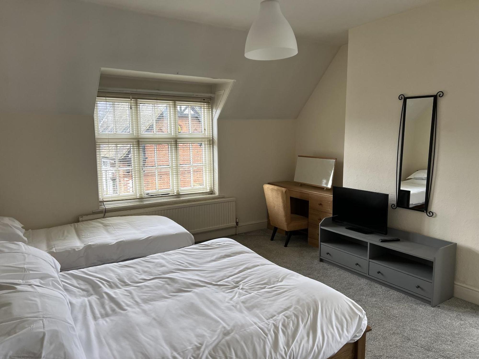 Iwerne Minster The Talbot And Apartment מראה חיצוני תמונה